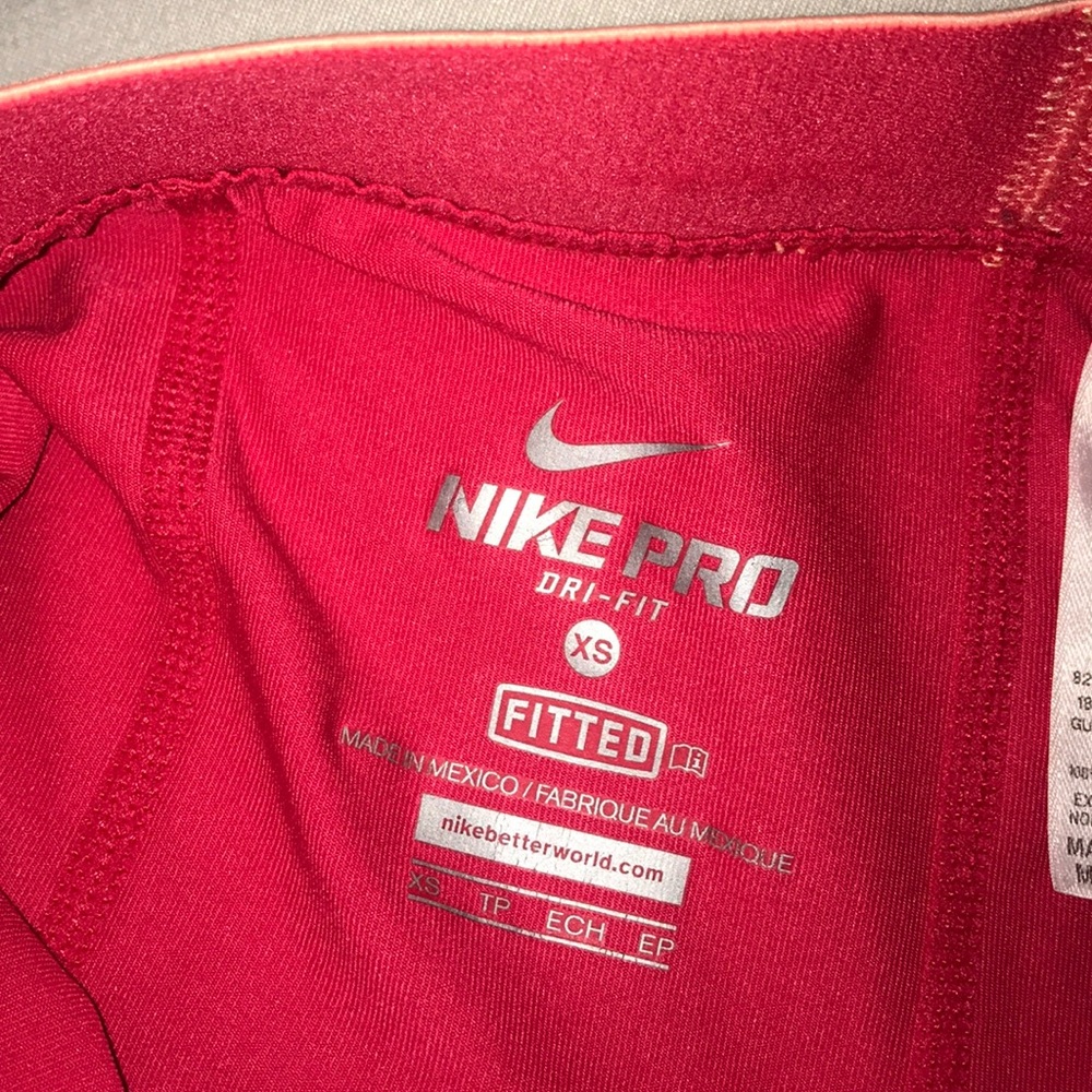 Nike Pro - Picture 2 of 2